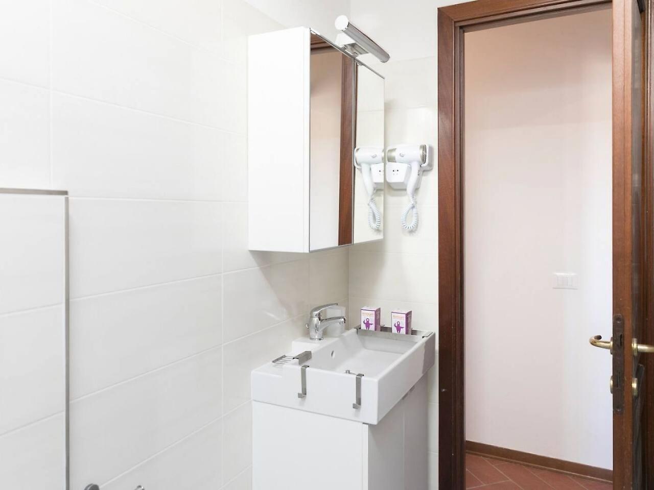 Altido Apt For 6 With Lovely Views 3 Mins To Corso Italia Pisa Eksteriør bilde